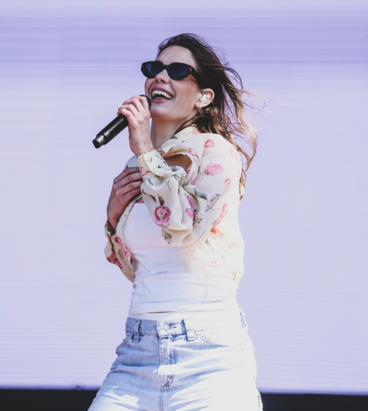 Anna of the North-12