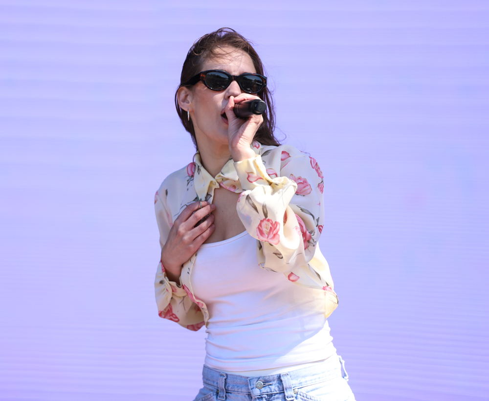 Anna of the North-15