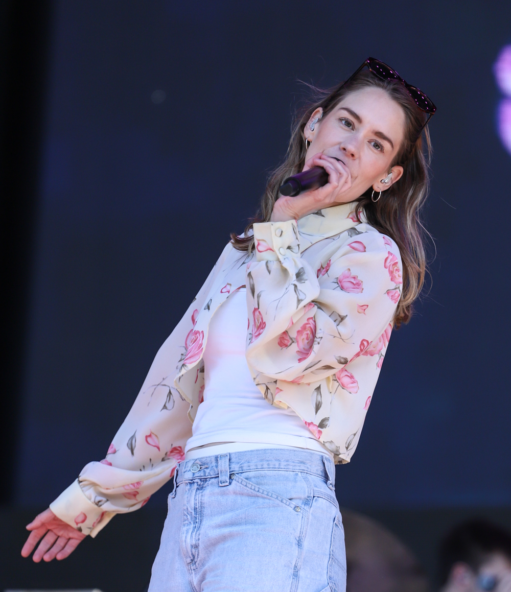 Anna of the North-20