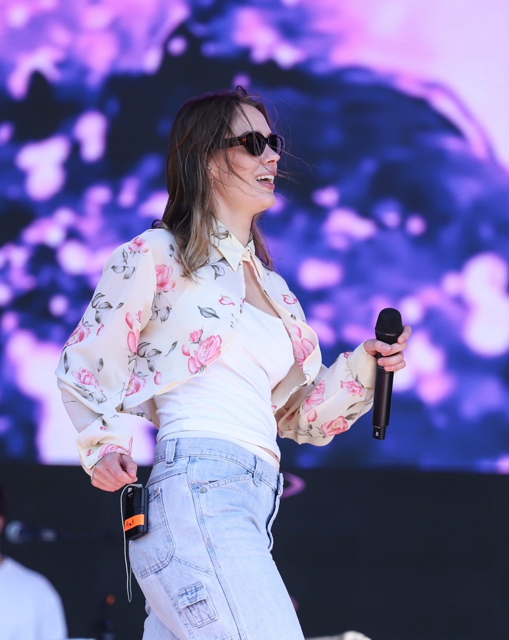 Anna of the North-21