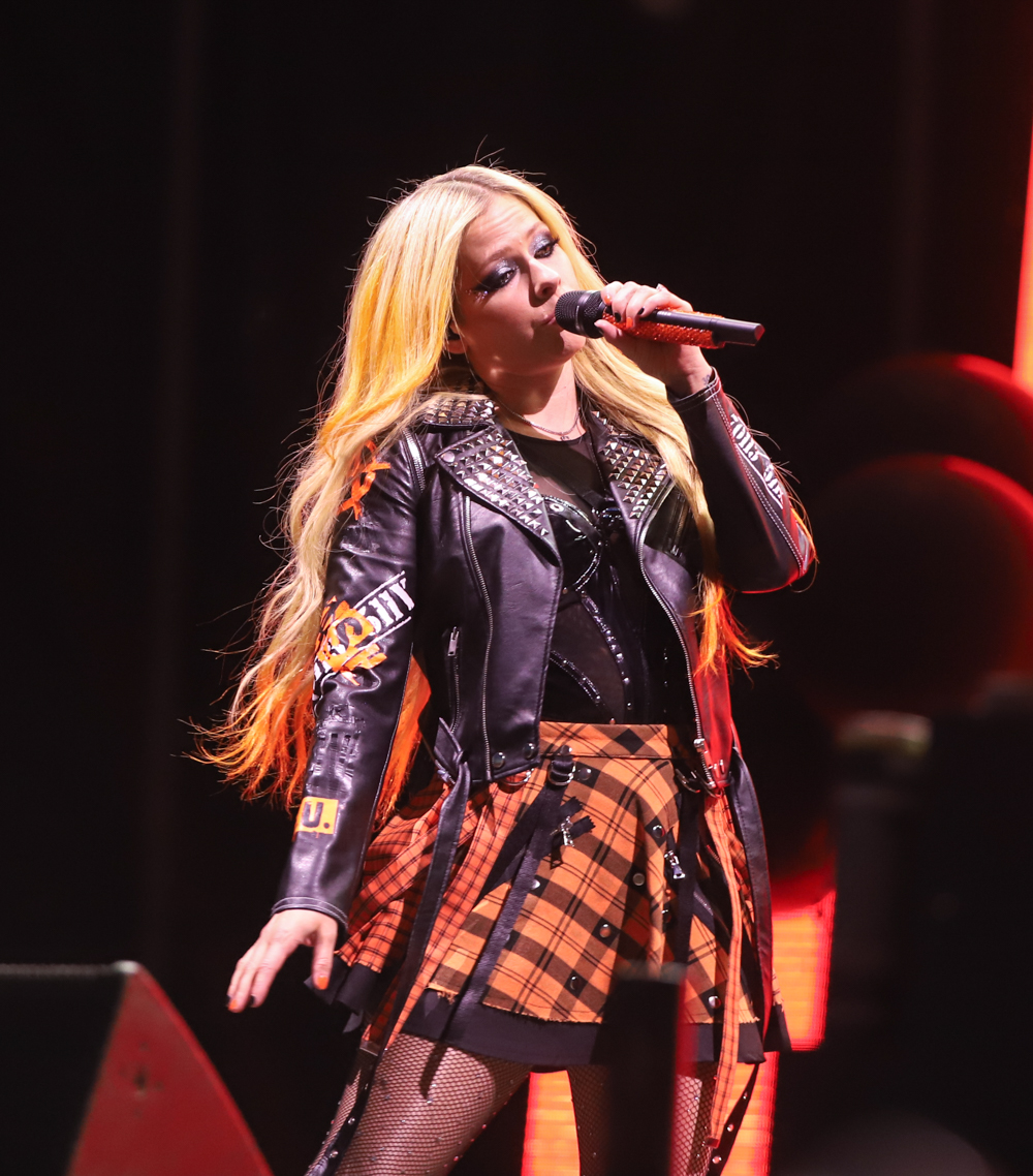 AvrilLavigne-11