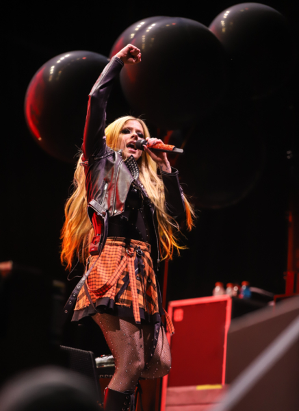 AvrilLavigne-30