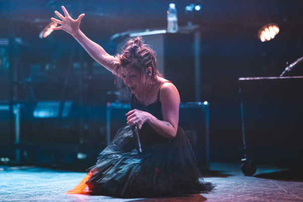 260715_Murphy_Flyleaf-11