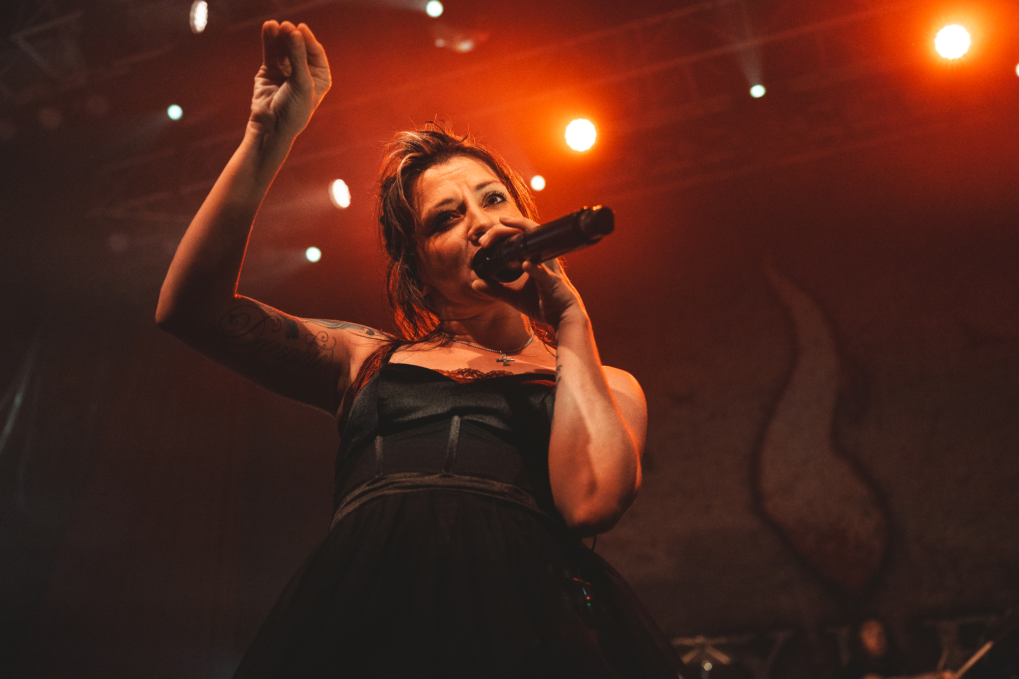 260715_Murphy_Flyleaf-28