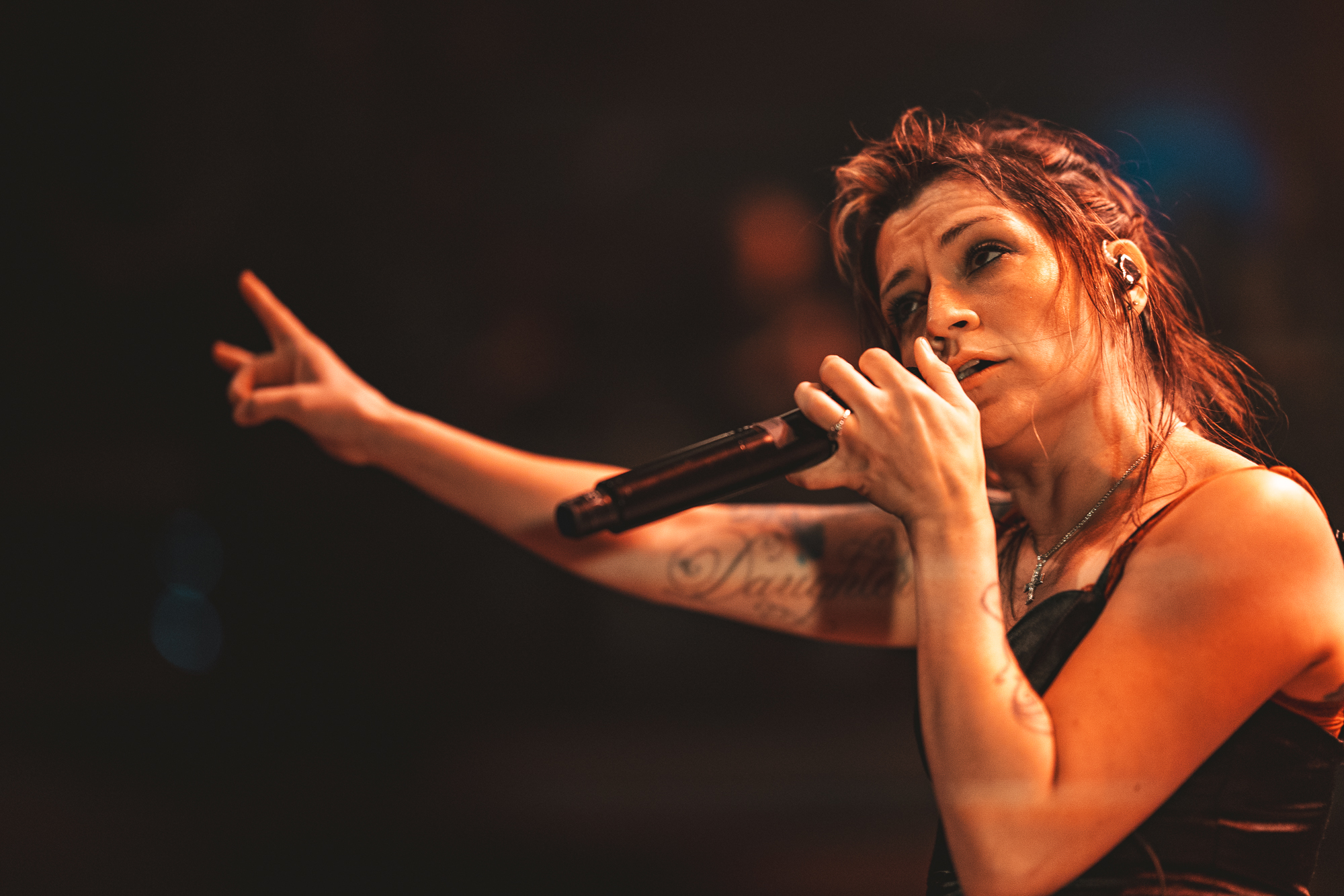 260715_Murphy_Flyleaf-6