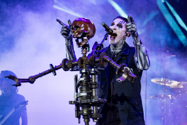 MotionlessInWhite-13