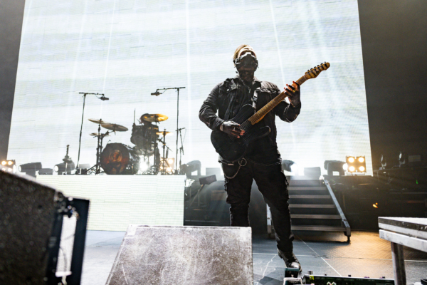 MotionlessInWhite-14