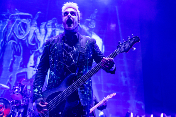 MotionlessInWhite-17