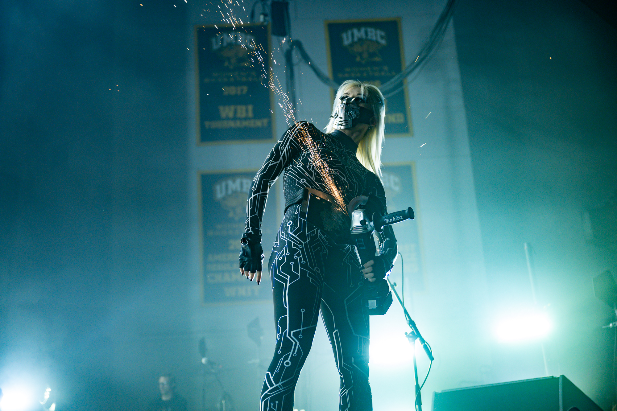 MotionlessInWhite-25