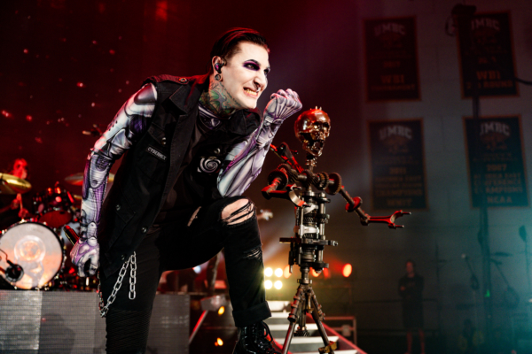 MotionlessInWhite-31