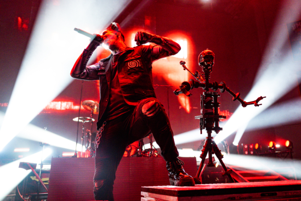 MotionlessInWhite-32