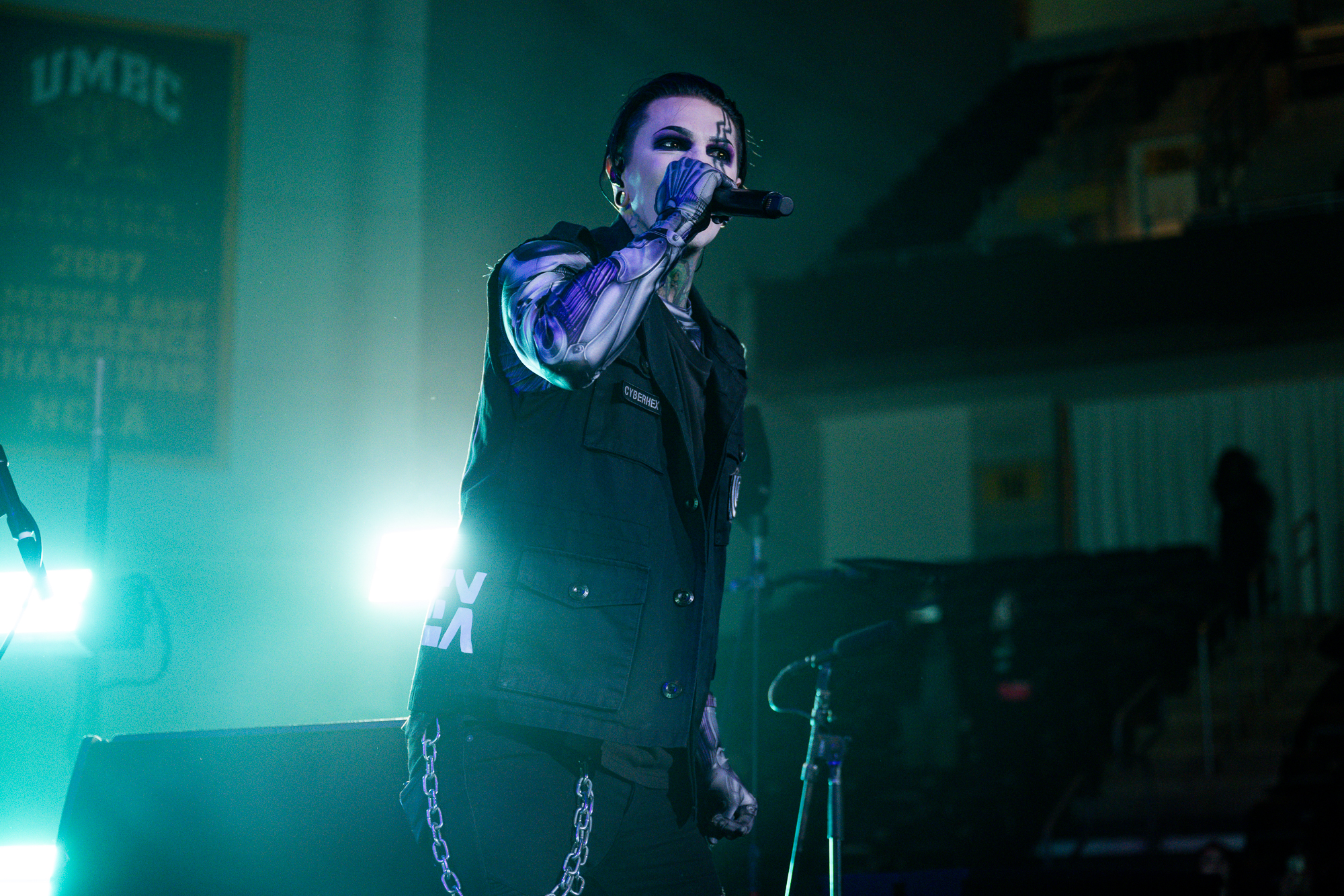 MotionlessInWhite-6
