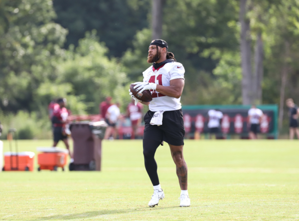 RB Jonathan Williams (41) before practice at the Commanders trai