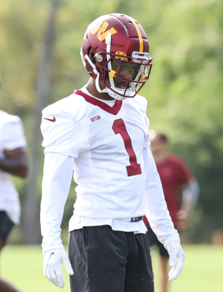 WR Jahan Dotson (1) before practice at the Commanders training