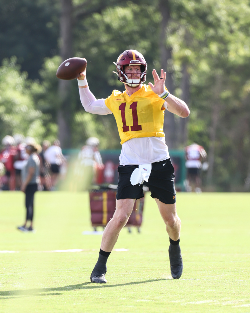Quarterback Carson Wentz (11) just set to release the ball at th
