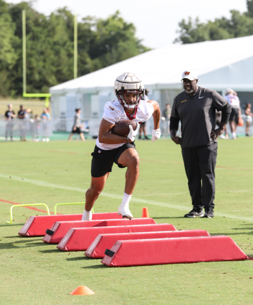 RB Reggie Bonofon (38) running the ball at the Commanders traini
