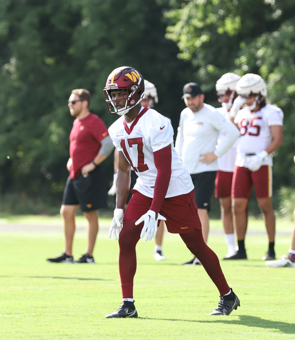 WR Terry McLaurin (17) set to make a running play on the field a