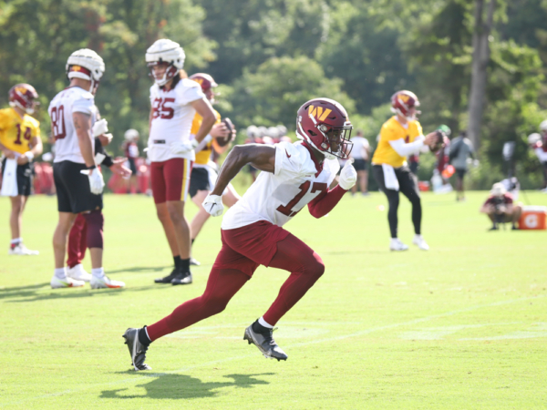 TE Terry McLaurin (17) begins to run a play at the Commanders tr