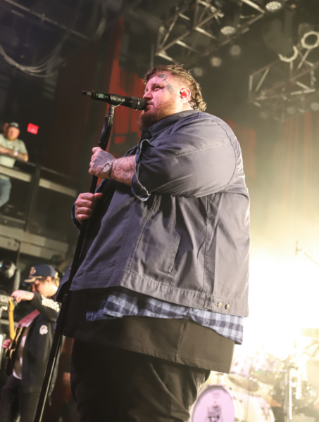 jelly roll and band-27