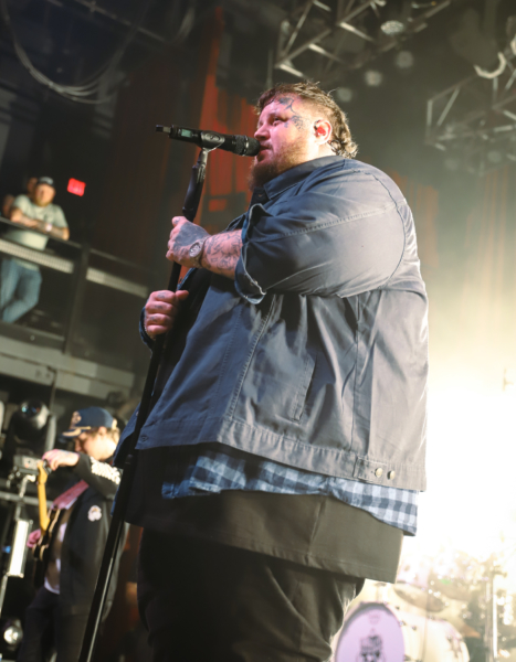 jelly roll and band-28