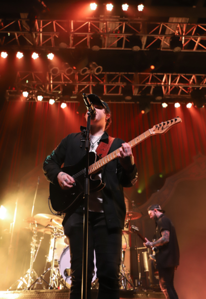 jelly roll and band-56