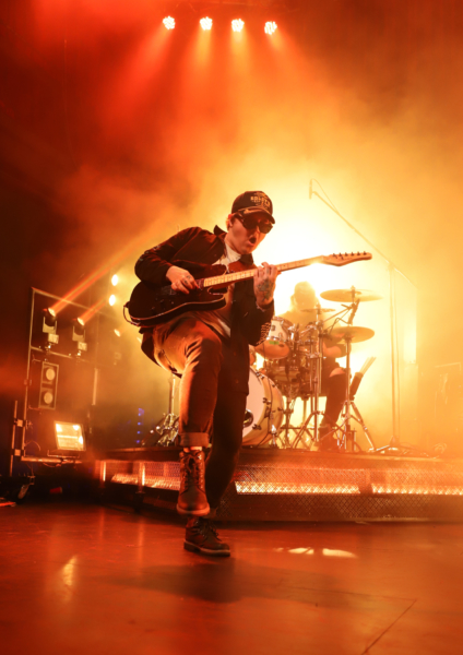 jelly roll and band-8