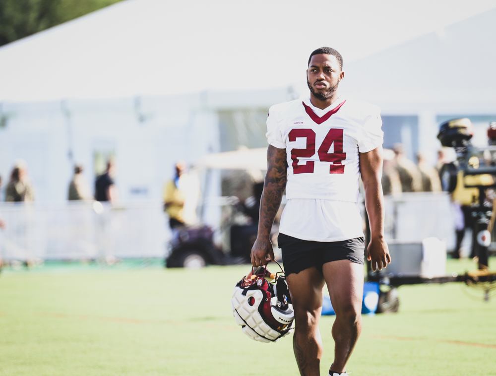 Washington Commanders Running Back Antonio Gibson (24) taking th