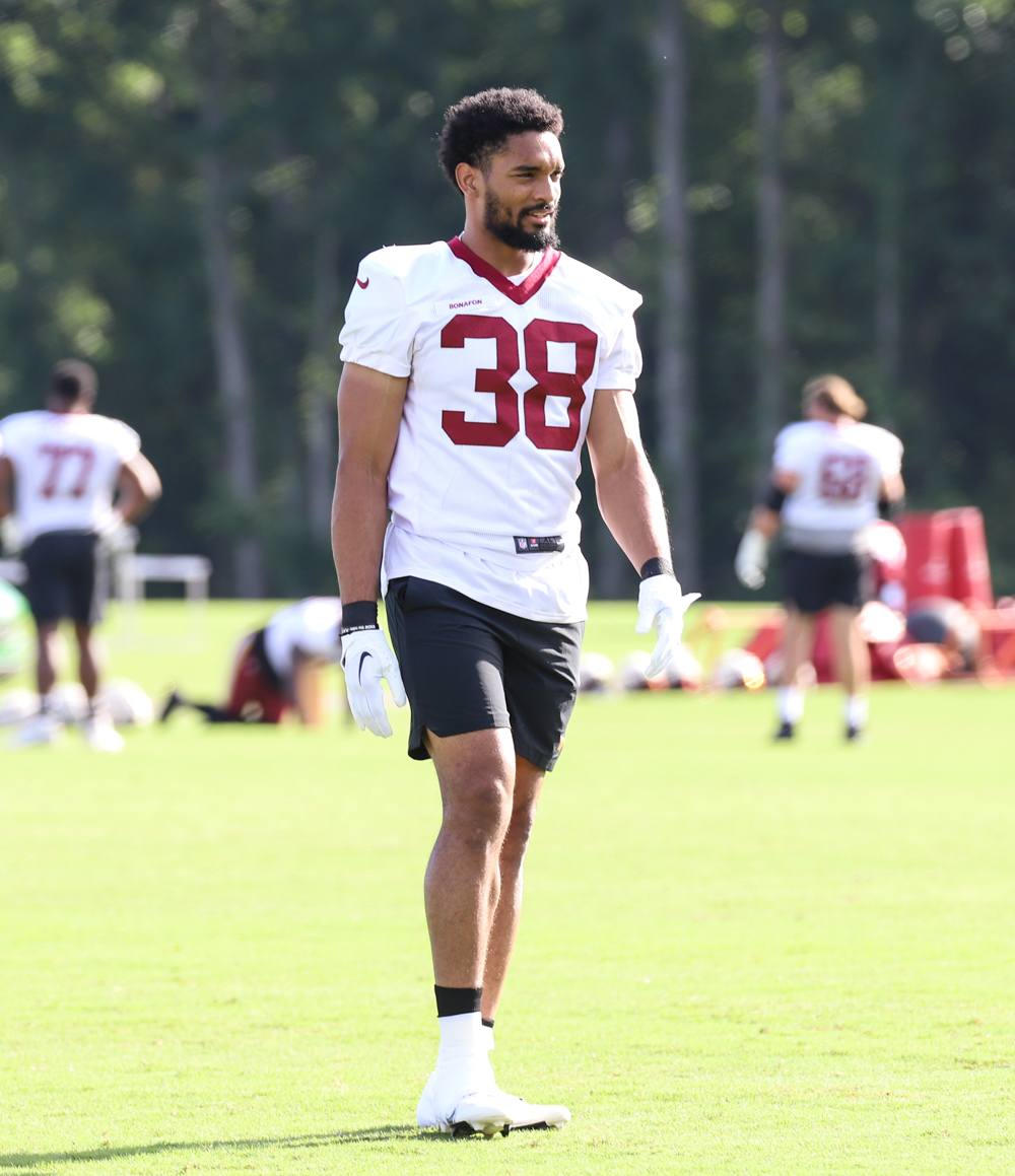 Washington Commanders Running Back Reggie Bonnafon (38) walking