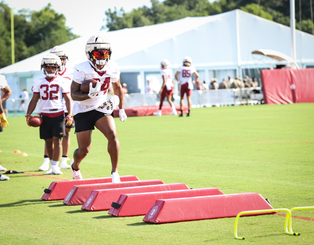 Washington Commanders Running Back Antonio Gibson (24) running t