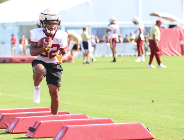 Washington Commanders Running Back Jaret Patterson (32) running