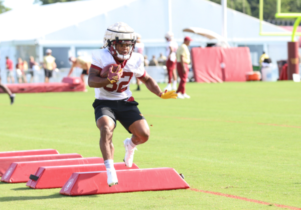 Washington Commanders Running Back Jaret Patterson (32) running