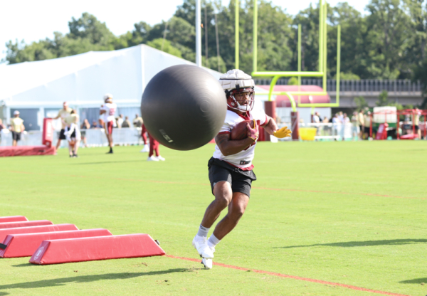 Washington Commanders Running Back Jaret Patterson (32) running