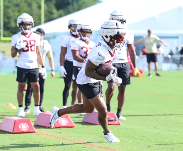 Washington Commanders Running Back Antonio Gibson (24) running w