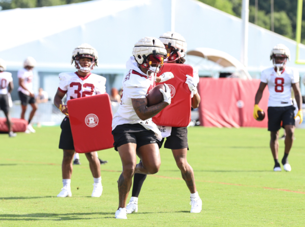 Washington Commanders Running Back Antonio Gibson (24) running w