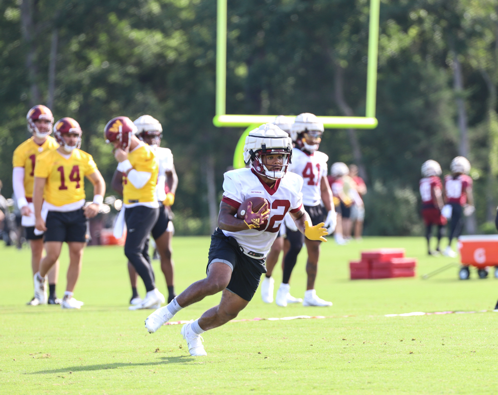 Washington Commanders Running Back Jaret Patterson (32) runs wit