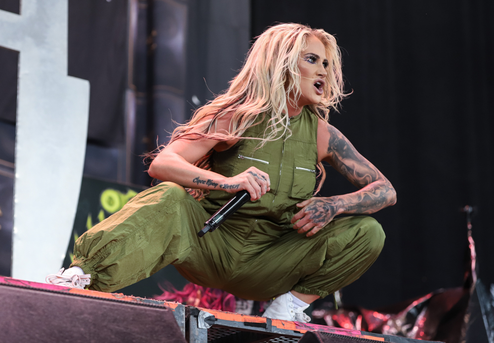 ButcherBabies-4